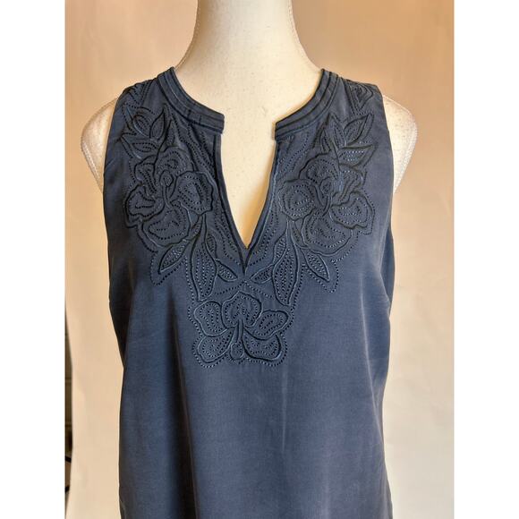 Tommy Bahamas | 100% Silk Embroidered Floral Shift Dress w/Pockets | Small - Picture 4 of 16